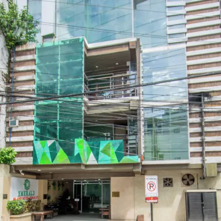 Emerald Island Hotel