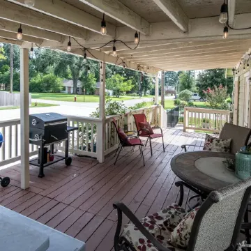 Tomball Craftman Cottage