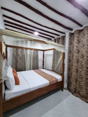Stunning 2 Bedroom Apartment in Diani, Kenya - Perfect Beach Getaway فنادق في 
