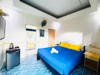 Mangos Beachfront Resort