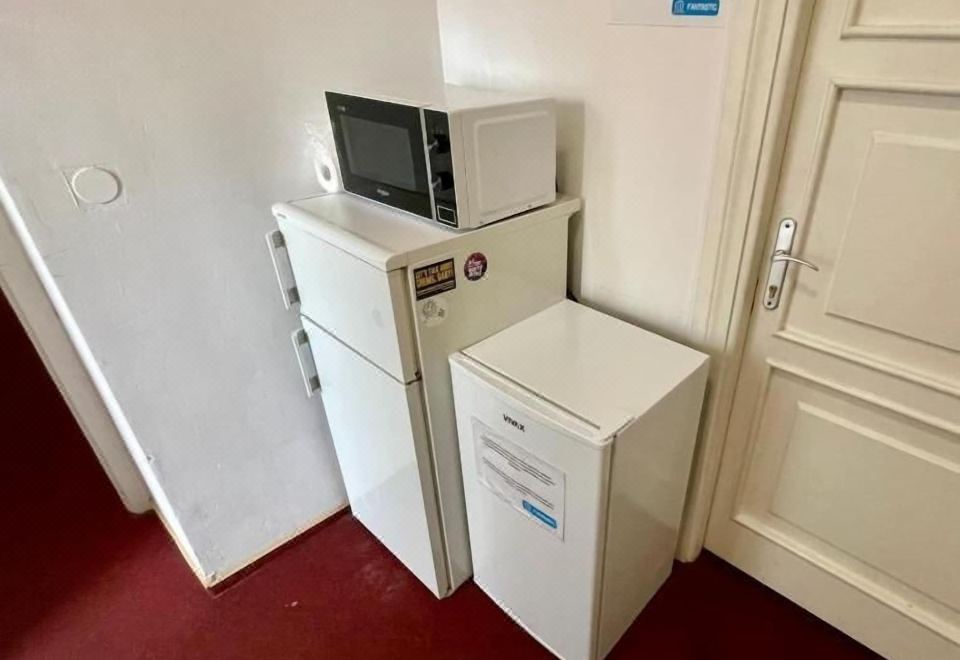 판타스틱 인 NS27 주변 거리