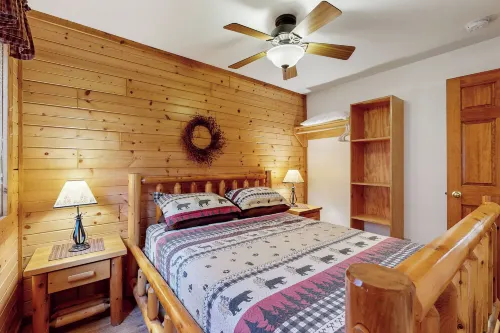 Adventure Basecamp! Three Bears Resort Retreat - 2-Star