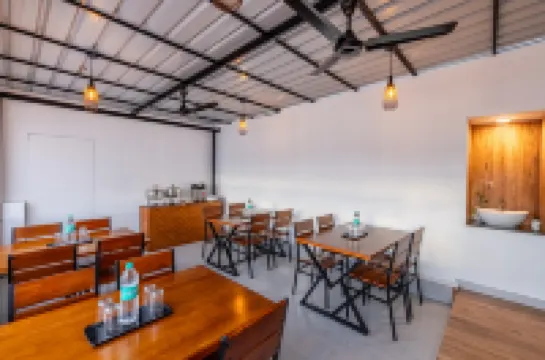 Treebo de Cloud 9 Regency Hotels in Thiruvananthapuram