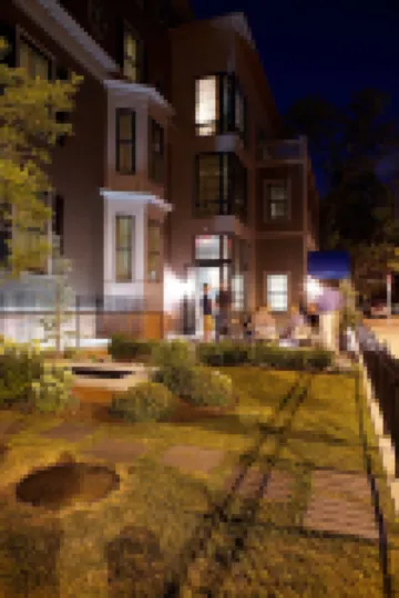 Hotel Veritas Hotels near Longy School of Music of Bard College