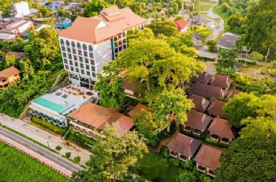 Chiangkhong Teak Garden Riverfront Onsen Hotel