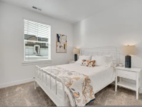 Wind Farm Estates by CDH G102 Hotels in Mapleton