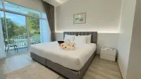 Baan Suan Khun Ta and Golf Resort