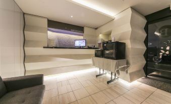 ソウル 호텔 더 블루 천호(Hotel the Blue Cheonho) 3つ星 ホテル ロビー