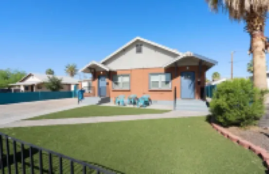 Cute & Cozy Renovated APT in the Heart of Phoenix