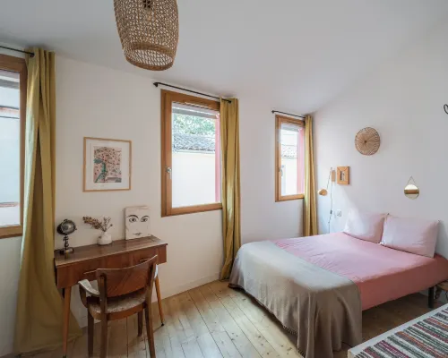 Le Bivouac - Toulouse Hotels near Espace Gramont