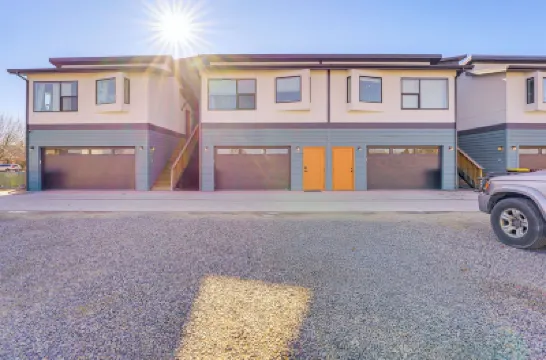 Dtwn Walkability! Grand Junction Couples Retreat Hotels in 