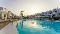 باكور لانزاروت سبلاش - مسبح