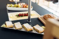 harry's home Lienz hotel & apartments - breakfast