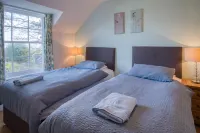Bayview 2 - 2 Bedroom Cottage - Penally - Villas