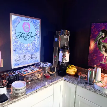 Mari Jean Hotel - All Adults Welcome