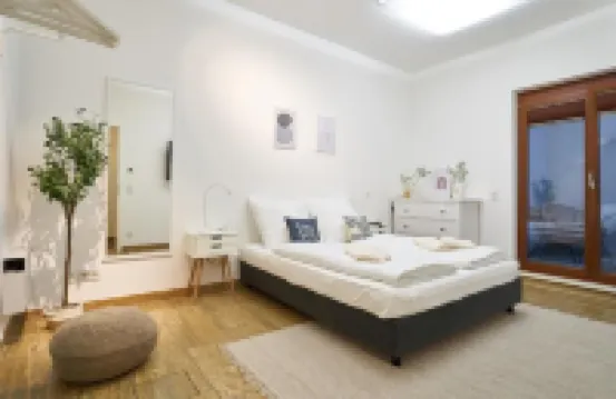 Global Living Dresden Frauenkirche