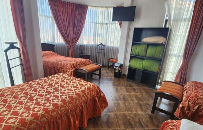 Hostelling Bustillo
