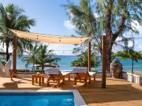 Surfers Bay Resort