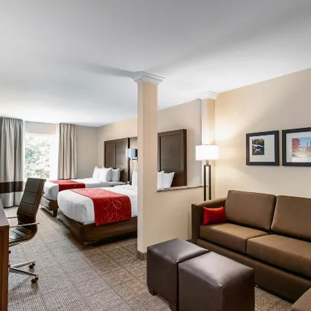 Comfort Suites Fishkill Near Interstate 84