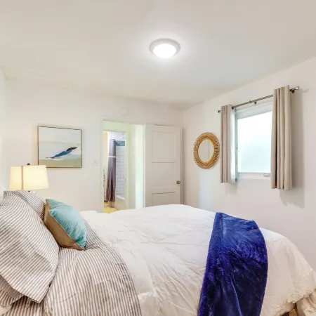 Quiet Carpinteria Cottage by Town and Beaches