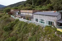 Party Room Lake Pension in Jeongeup - Wifi