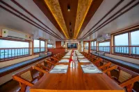 Riverine Kadavil Houseboat = 河畔卡達維爾船屋