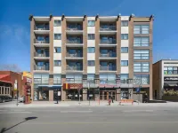 Terrasse Royale Hotel Hotels near Outremont