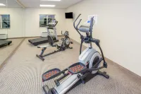 Baymont by Wyndham Grand Forks - Gym