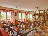 Land-Gut-Hotel BurgBlick