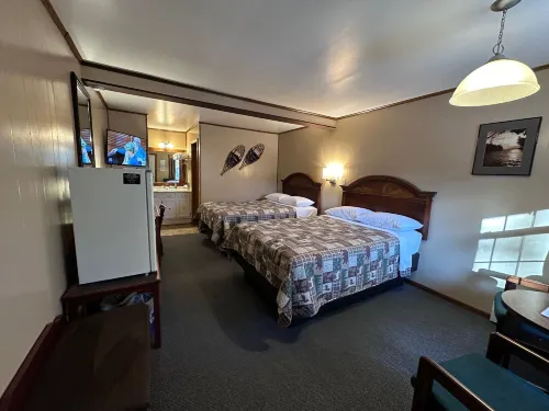 Marina Motel
