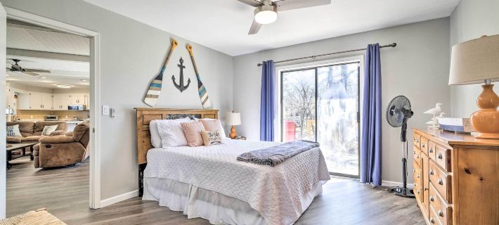 Updated Afton Cottage w/ Dock & Lake Access! Ξενοδοχεία στην πόλη Delaware County