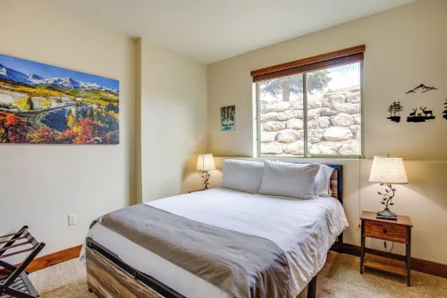 Condo w/ Private Hot Tub, 2 Mi to the Jordanelle! - Apartments