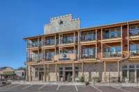 Best Western Bandera Suites  Saloon