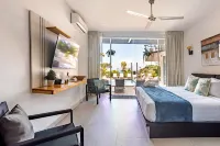 Vista Ocean Suites