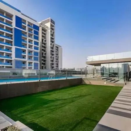 Vogue | the Pinnacle Near Dubai Hills Mall Отели рядом с достопримечательностью «Парк аттракционов Global Village»