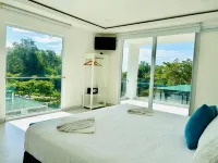 The Views Resort Hotel di 