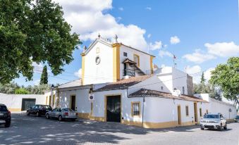 Limehome Evora Rua de Machede 52