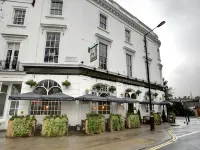PubLove @ the White Ferry, Victoria Hotels in 