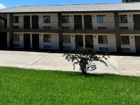 Super 8 by Wyndham Picayune Hotels in Picayune