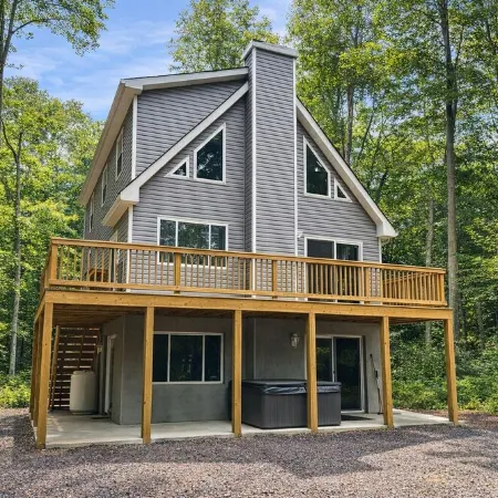 Hot Tub • Game Room • Firepit • Private 2 Acres • Poconos • Pet Friendly