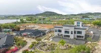 Seosan Risum Pool Villa - 2-Star