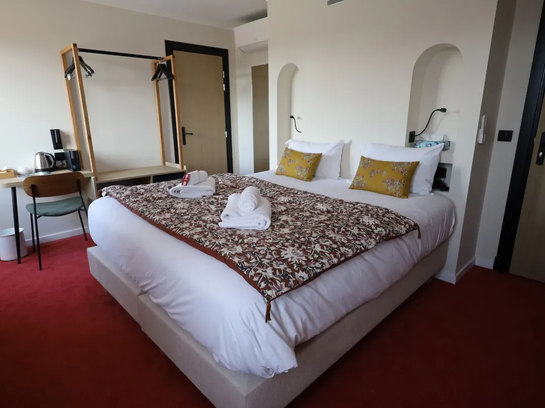 Hôtel De L'artuby - Logis Hotel - Alpes-Maritimes