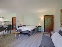 Village Apartments - Porto Letizia Hotels in Porlezza
