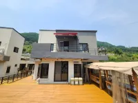 충주 낭만스케치펜션 - 4성급