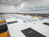 烏魯梅亞科萊克蒂亞飯店 中央郵局（Edificio de Correos）附近的飯店