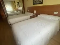 Hostal El Volante Hotels in Estella