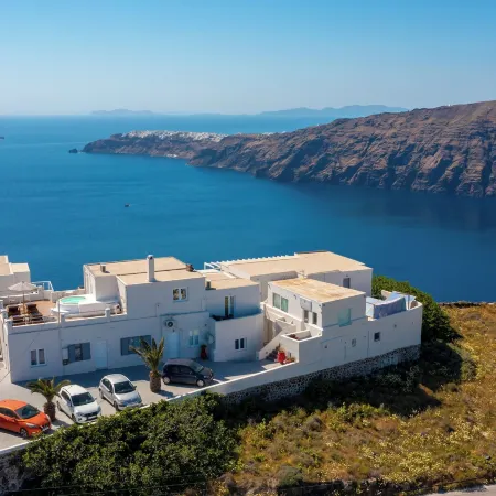 Gizis Cliffside Suites