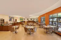 Lemon Tree Hotel, Aurangabad - Parkplatz