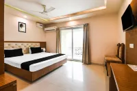 Saver Double Hotel Subhadarsan - Homestay