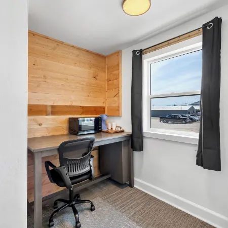 Copper Hill Suites